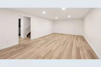 6607 Colfax Avenue N, Brooklyn Center, MN 55430 - Photo 10