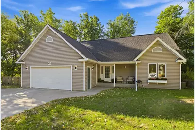 60 Imperial Drive E, West Saint Paul, MN 55118 - Photo 1