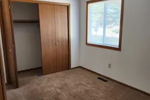 230 Hallam Ave S, Mahtomedi, MN 55115 - Photo 12