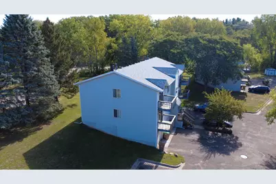 230 Hallam Avenue S, Mahtomedi, MN 55115 - Photo 8