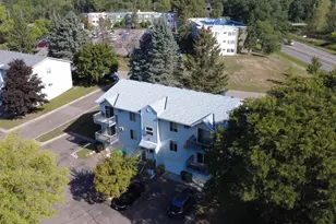 240 Hallam Ave S, Mahtomedi, MN 55115 - Photo 4