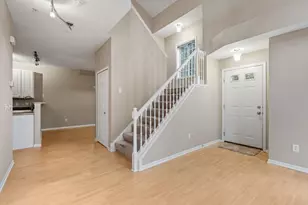 320 Willoughby Way W, Minnetonka, MN 55305 - Photo 10