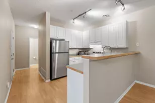 320 Willoughby Way W, Minnetonka, MN 55305 - Photo 16