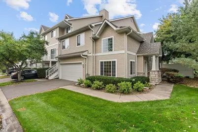 320 Willoughby Way W, Minnetonka, MN 55305 - Photo 4