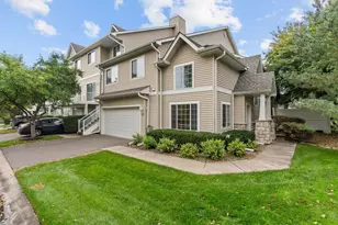 320 Willoughby Way W, Minnetonka, MN 55305 - Photo 4