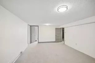 552 Fairview Ave S, Saint Paul, MN 55116 - Photo 32