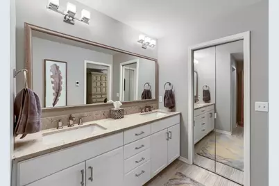 1340 Waterford Drive, Golden Valley, MN 55422 - Photo 18