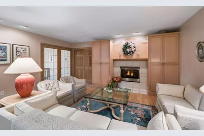 7 Kaiser Avenue, Medicine Lake, MN 55441 - Photo 8