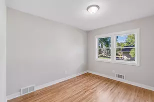 15001 Oakland Ave S, Burnsville, MN 55306 - Photo 14
