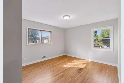15001 Oakland Avenue S, Burnsville, MN 55306 - Photo 16