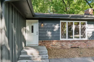 15001 Oakland Avenue S, Burnsville, MN 55306 - Photo 2