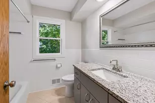 15001 Oakland Ave S, Burnsville, MN 55306 - Photo 18