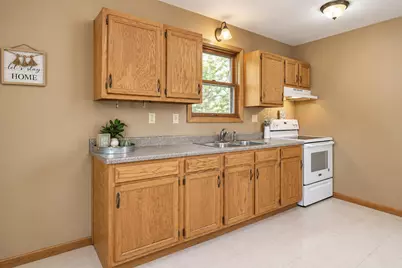 709 8th Avenue SE, Waseca, MN 56093 - Photo 10