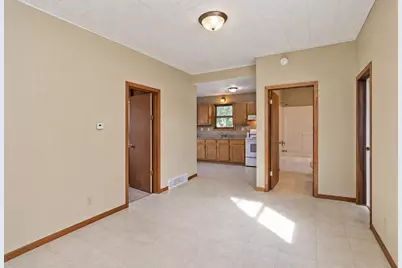 709 8th Avenue SE, Waseca, MN 56093 - Photo 14