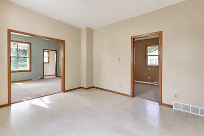 709 8th Avenue SE, Waseca, MN 56093 - Photo 16