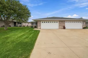 1812 Clubhouse Dr NE, Stewartville, MN 55976 - Photo 1