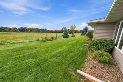1812 Clubhouse Drive NE, Stewartville, MN 55976 - Photo 6