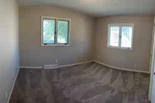 926 Holcombe Ave N, Litchfield, MN 55355 - Photo 10