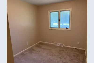926 Holcombe Avenue N, Litchfield, MN 55355 - Photo 14