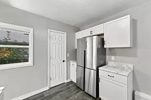 2810 Penn Ave N, Minneapolis, MN 55411 - Photo 14