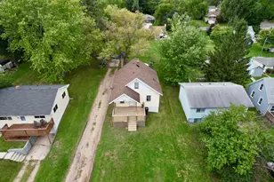907 N Baird Ave, Fergus Falls, MN 56537 - Photo 10
