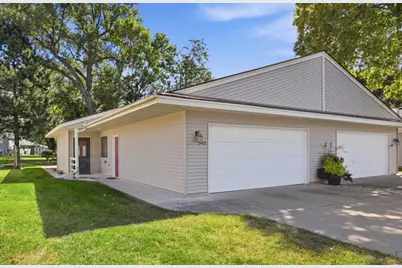 545 Graham Street SW, Hutchinson, MN 55350 - Photo 2