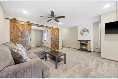 545 Graham Street SW, Hutchinson, MN 55350 - Photo 4