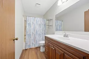 545 Graham St SW, Hutchinson, MN 55350 - Photo 16
