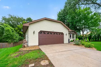 7948 Blanchard Way, Inver Grove Heights, MN 55076 - Photo 4