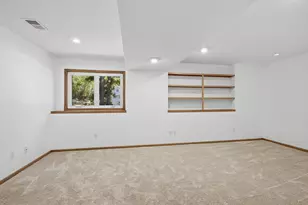 12827 Dover Ct, Apple Valley, MN 55124 - Photo 10