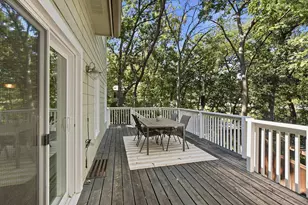 12827 Dover Ct, Apple Valley, MN 55124 - Photo 4