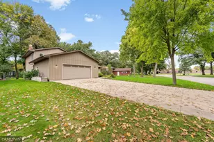 1003 Shady Oak Dr, North Mankato, MN 56003 - Photo 4