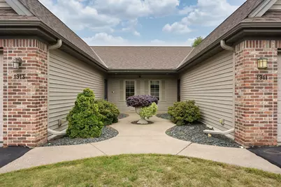 1913 Stone Creek, Hudson, WI 54016 - Photo 12