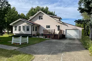 404 1st St NW, Grand Meadow, MN 55936 - Photo 2