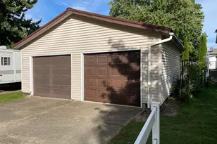 404 1st St NW, Grand Meadow, MN 55936 - Photo 4