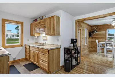 230 W Winona Avenue, Kellogg, MN 55945 - Photo 22