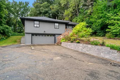405 Creek Lane, Chaska, MN 55318 - Photo 2