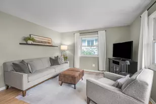 2302 Maiden Ln, Columbia Heights, MN 55421 - Photo 6