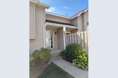 10277 Arrowwood Drive, Eden Prairie, MN 55347 - Photo 2