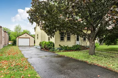 129 7th Avenue NE, Saint Cloud, MN 56304 - Photo 1