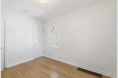 2904 Alabama Avenue S, Saint Louis Park, MN 55416 - Photo 14