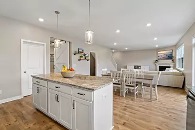 2140 Windermere Circle, Shakopee, MN 55379 - Photo 12