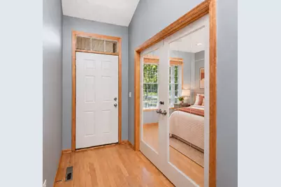 4871 Woodland Avenue, Shakopee, MN 55379 - Photo 4
