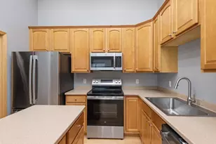 4871 Woodland Ave, Shakopee, MN 55379 - Photo 16