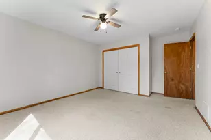 7782 Dunmore Rd, Woodbury, MN 55125 - Photo 24