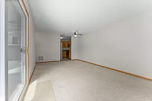 7782 Dunmore Rd, Woodbury, MN 55125 - Photo 12