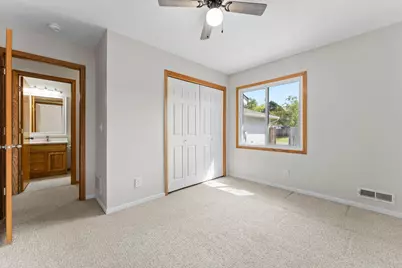 7782 Dunmore Road, Woodbury, MN 55125 - Photo 20