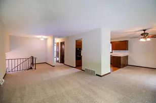 16639 Lyons Ave SE, Prior Lake, MN 55372 - Photo 4