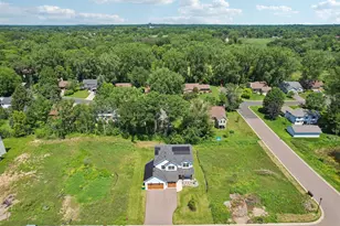 399 Tessier Ct, Vadnais Heights, MN 55127 - Photo 56
