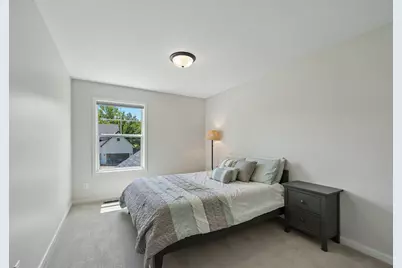 399 Tessier Court, Vadnais Heights, MN 55127 - Photo 22